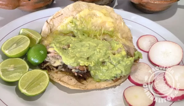 Taco árabe con guacamole c/queso